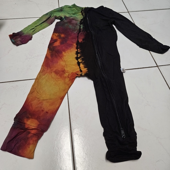 Ollee and Belle 12-18 zippy - Picture 1 of 3